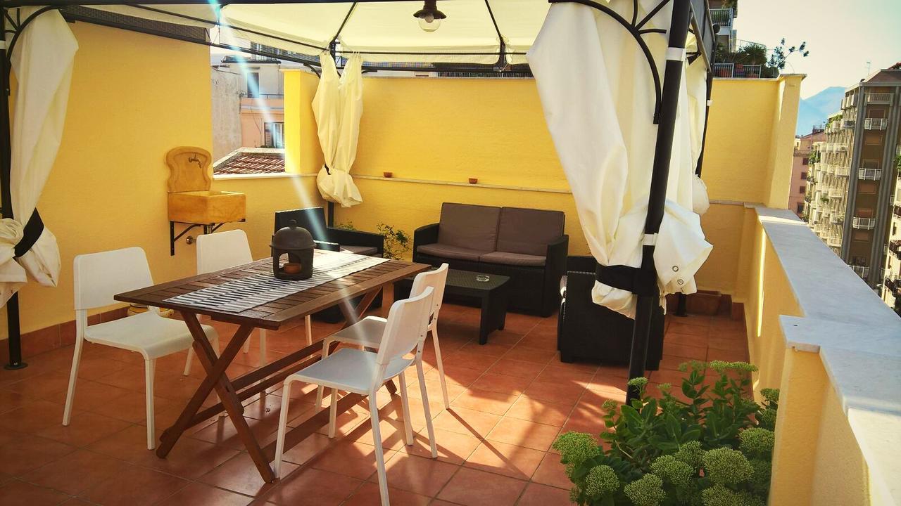 La Terrazza Del Sole B&B Palermo Bagian luar foto
