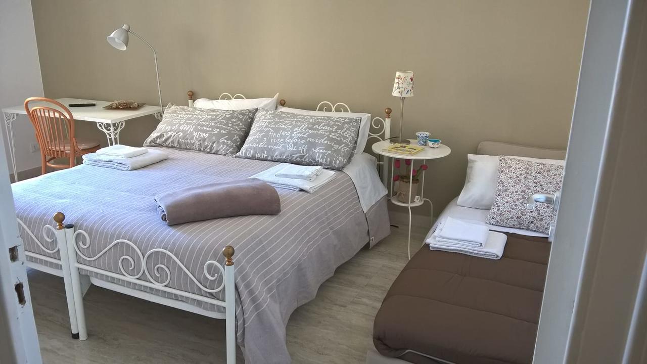 La Terrazza Del Sole B&B Palermo Bagian luar foto