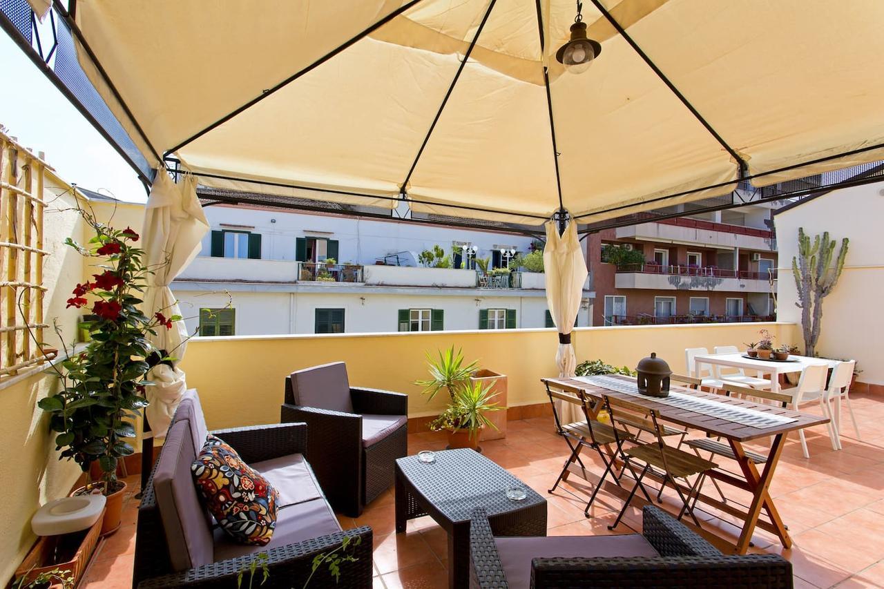 La Terrazza Del Sole B&B Palermo Bagian luar foto