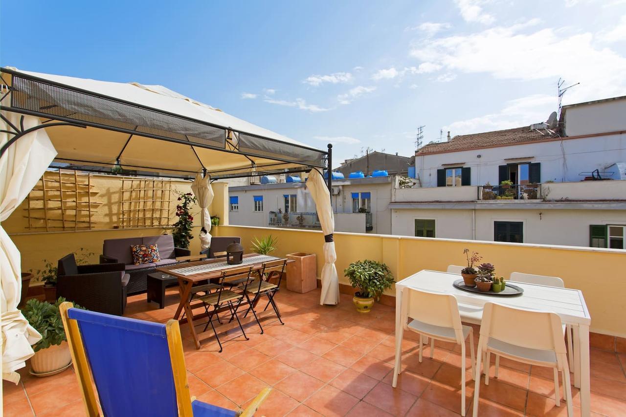 La Terrazza Del Sole B&B Palermo Bagian luar foto